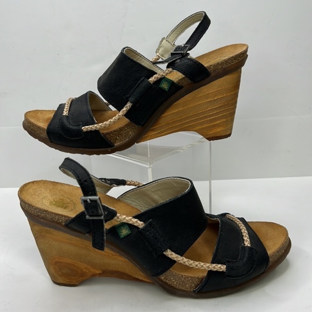 EL NATURALISTA Woman‘s Vereda Wedge Sandal Black Sz 9